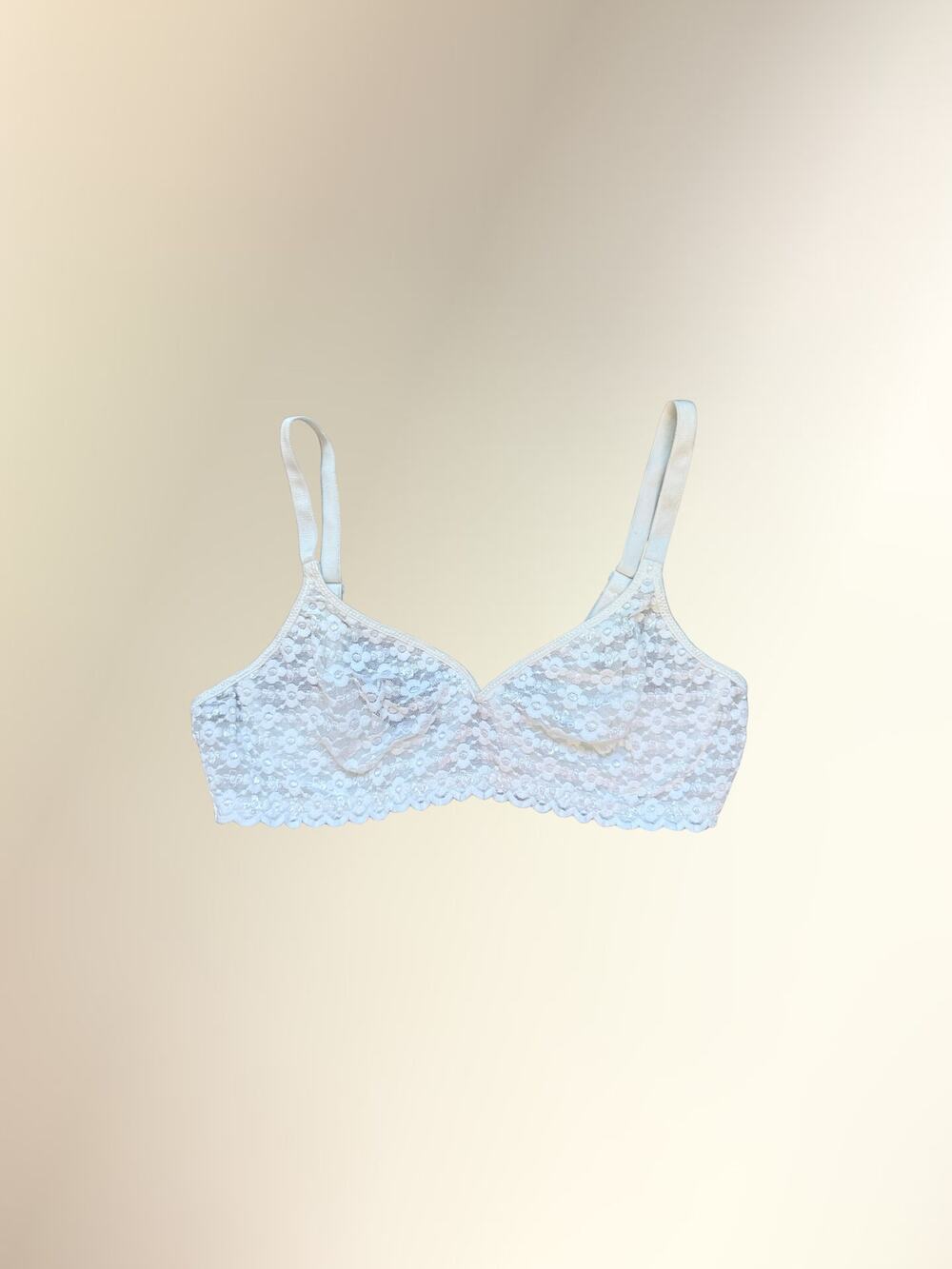 Vintage Olga White Floral Lace Wireless Bralette Bra Lingerie Women's 38B